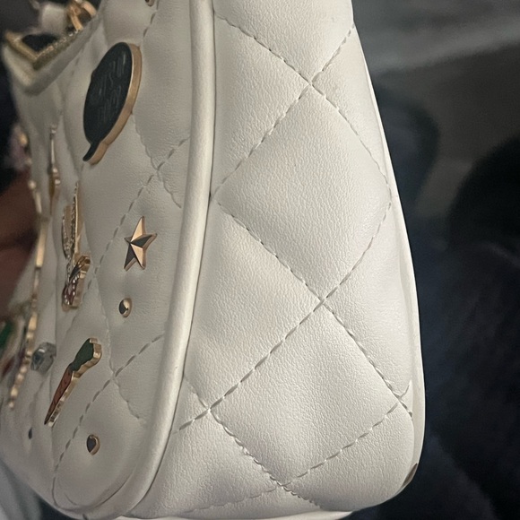 ALDOS LOONY TUNES PURSE - Picture 6 of 8